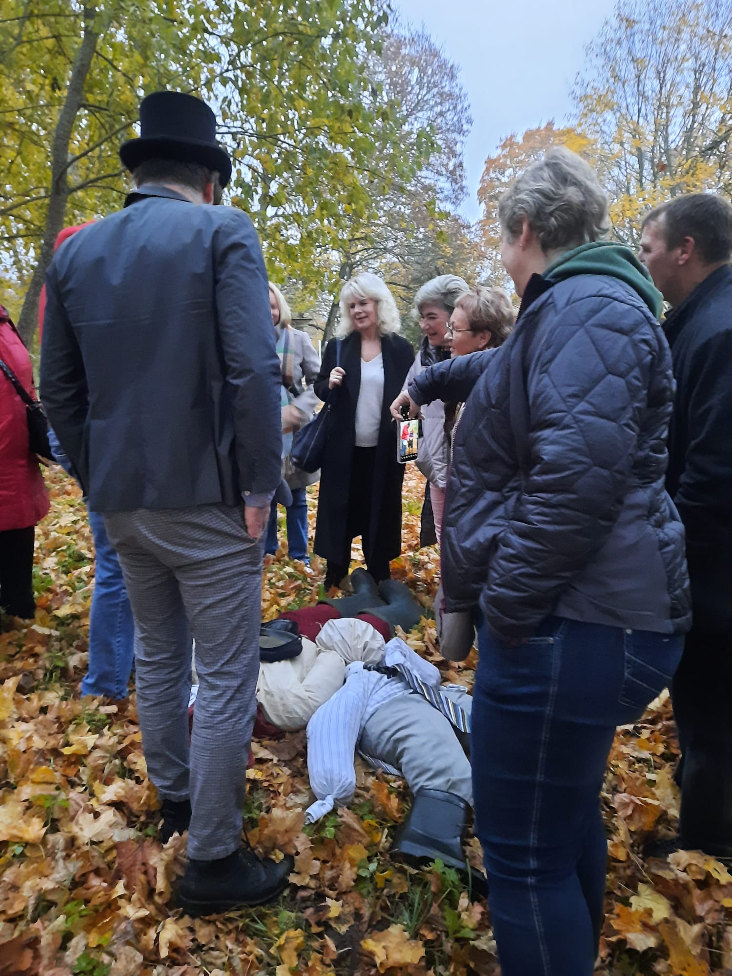 Padures muižas parkā Leģendu nakts Padures muižā