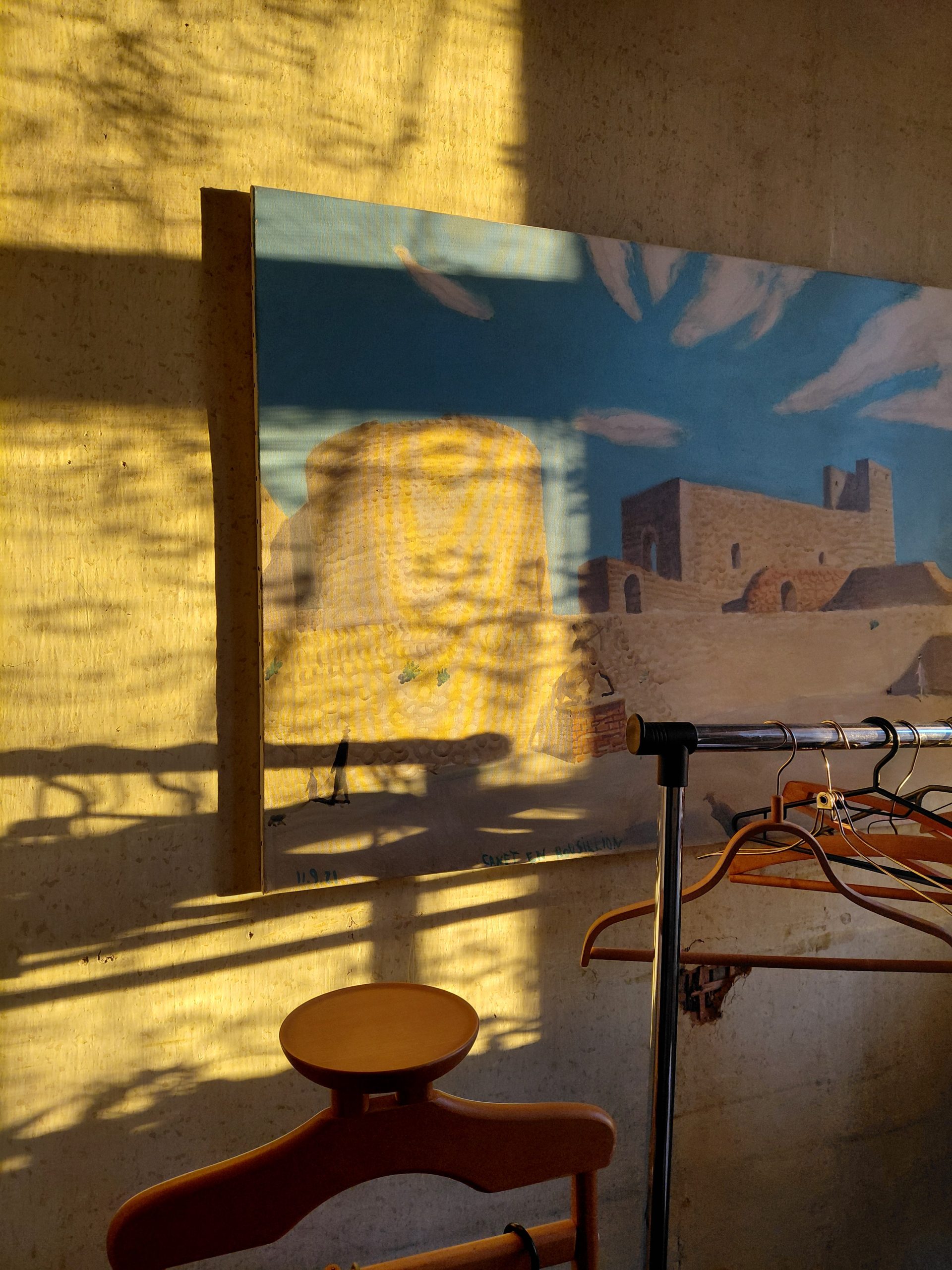 Saules gaisma uz gleznas Padures muižā